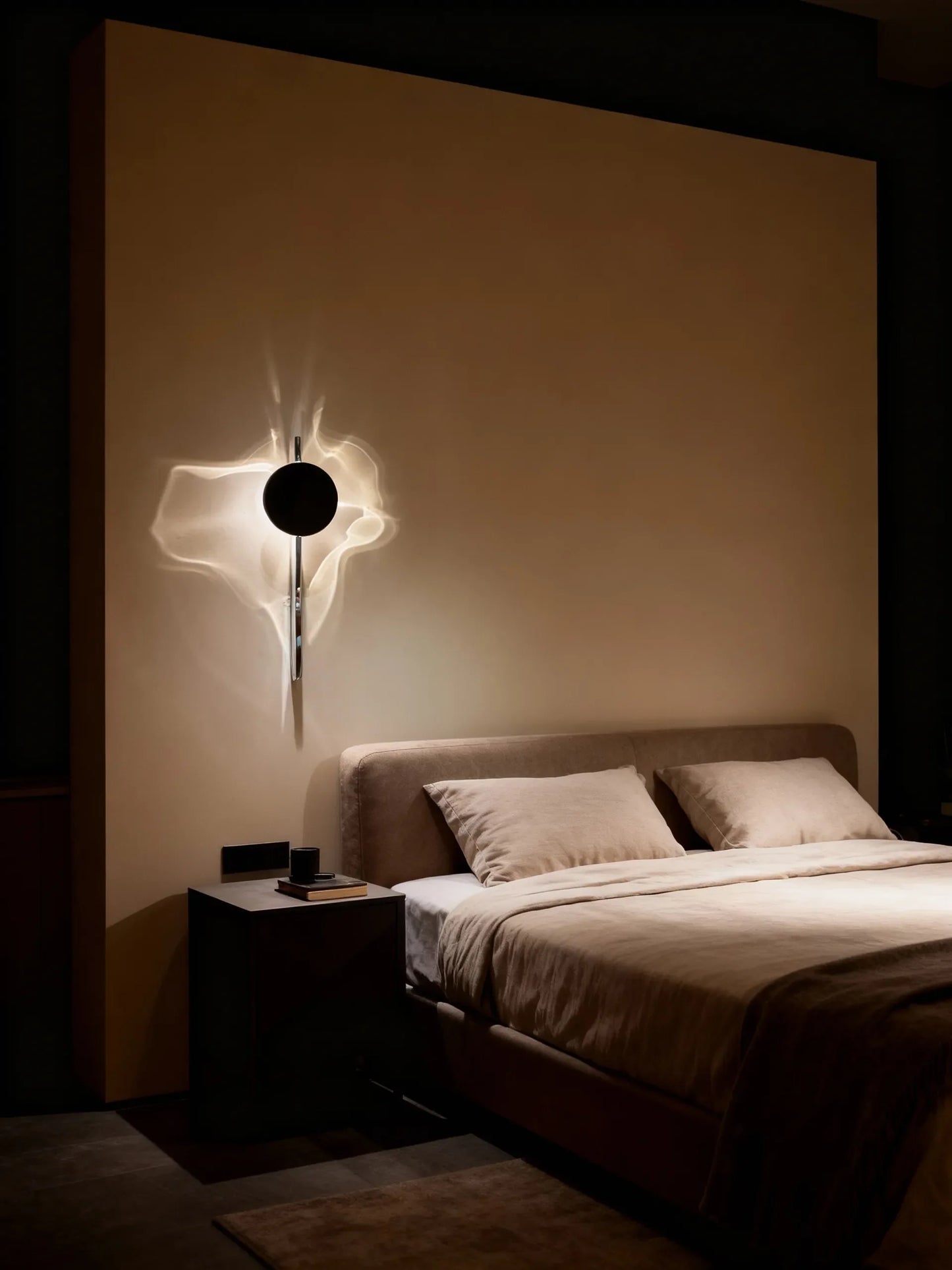 Designer Wall Lamp with Halo Glow Effect
