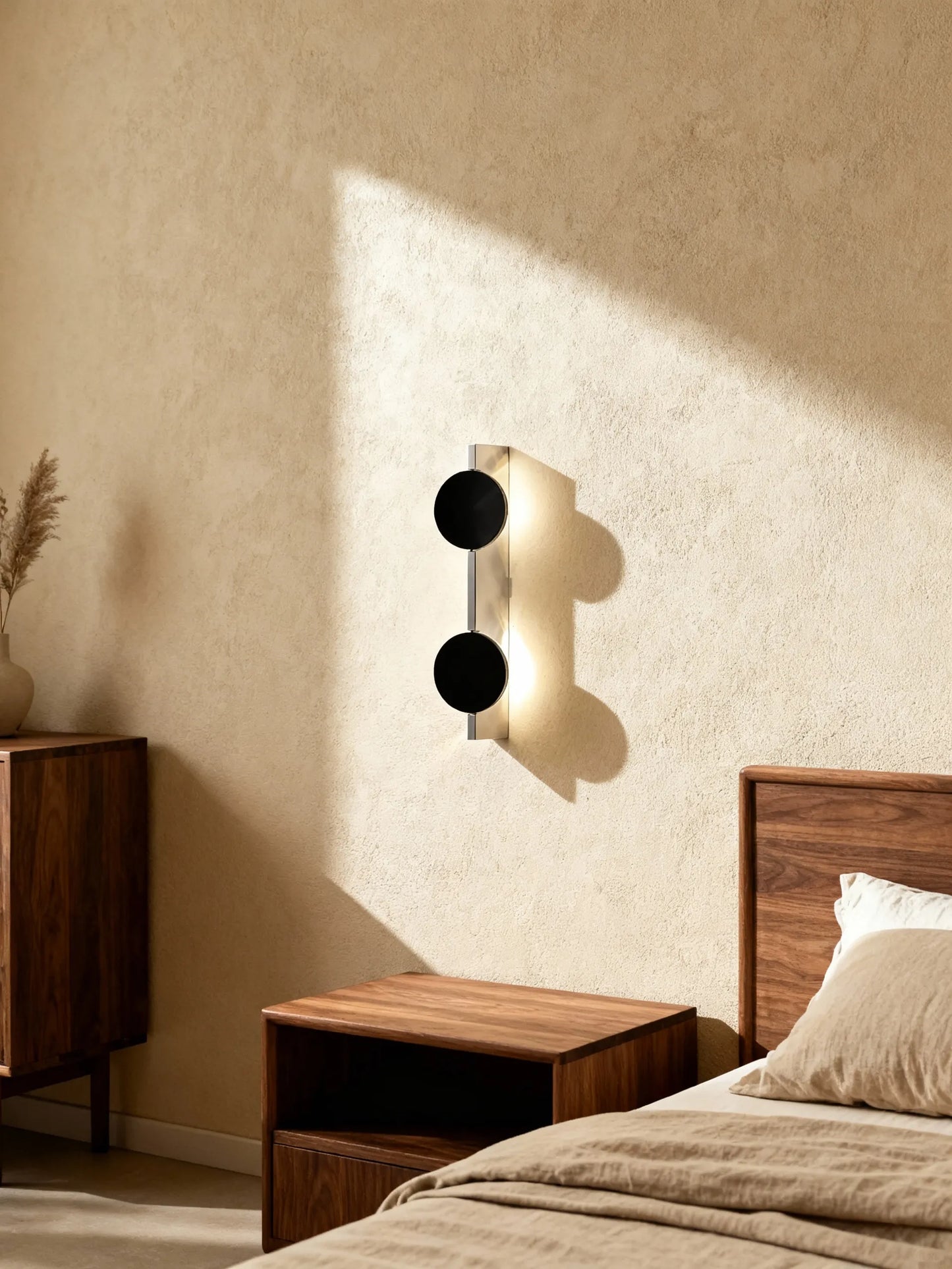 Designer Wall Lamp with Halo Glow Effect